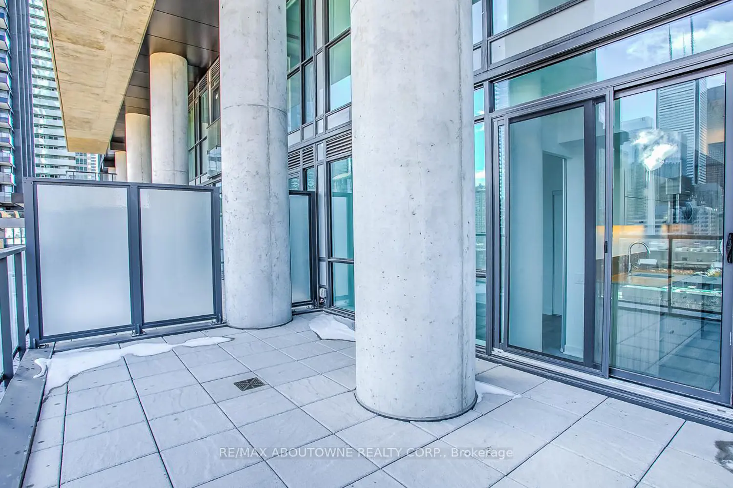 Additional image 12 of 290 Adelaide Street 802
