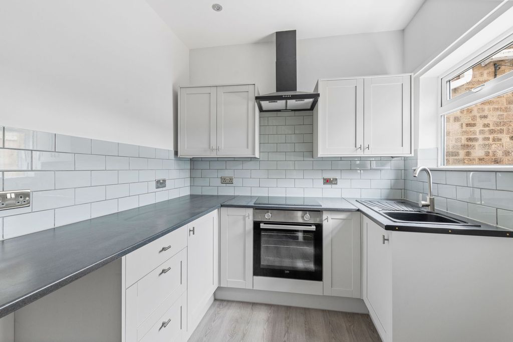 Additional image 2 of 2 bed terraced house for saleCaroline Street, Alford LN13