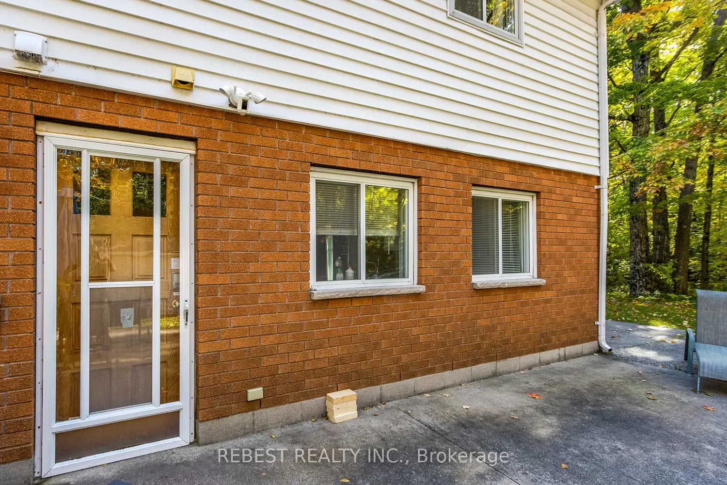 910 Concession Rd 17