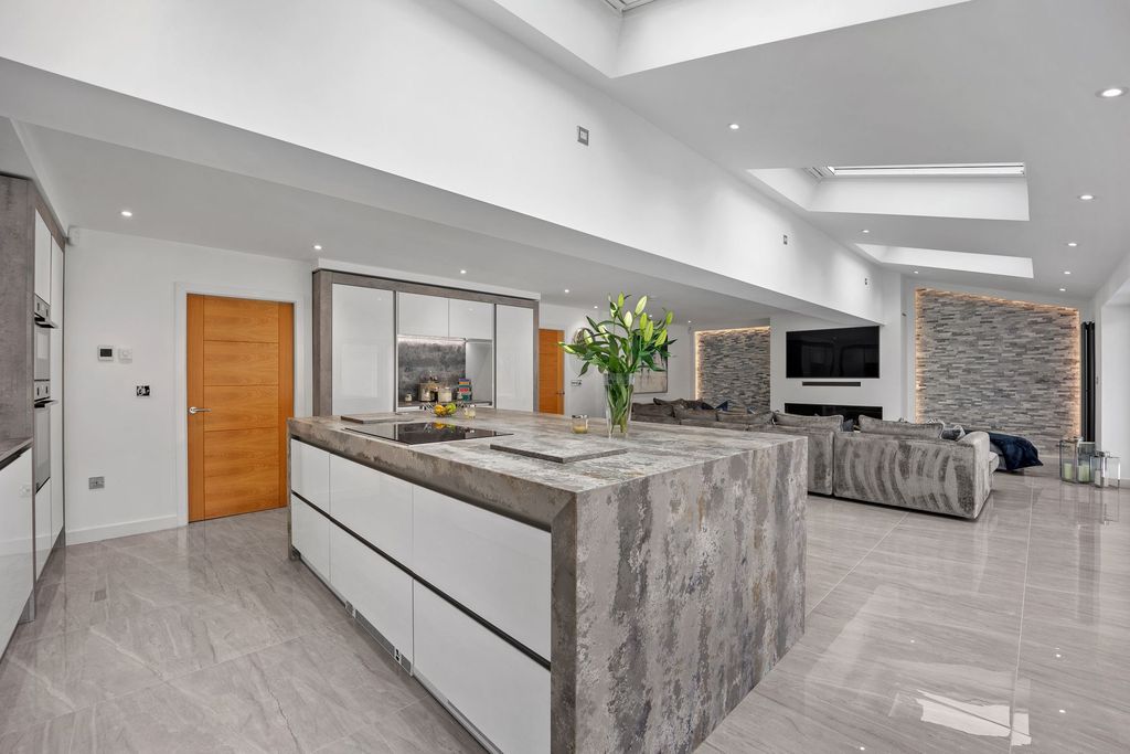 Additional image 4 of 5 bed detached house for saleBlack Horse Lane, Widnes WA8