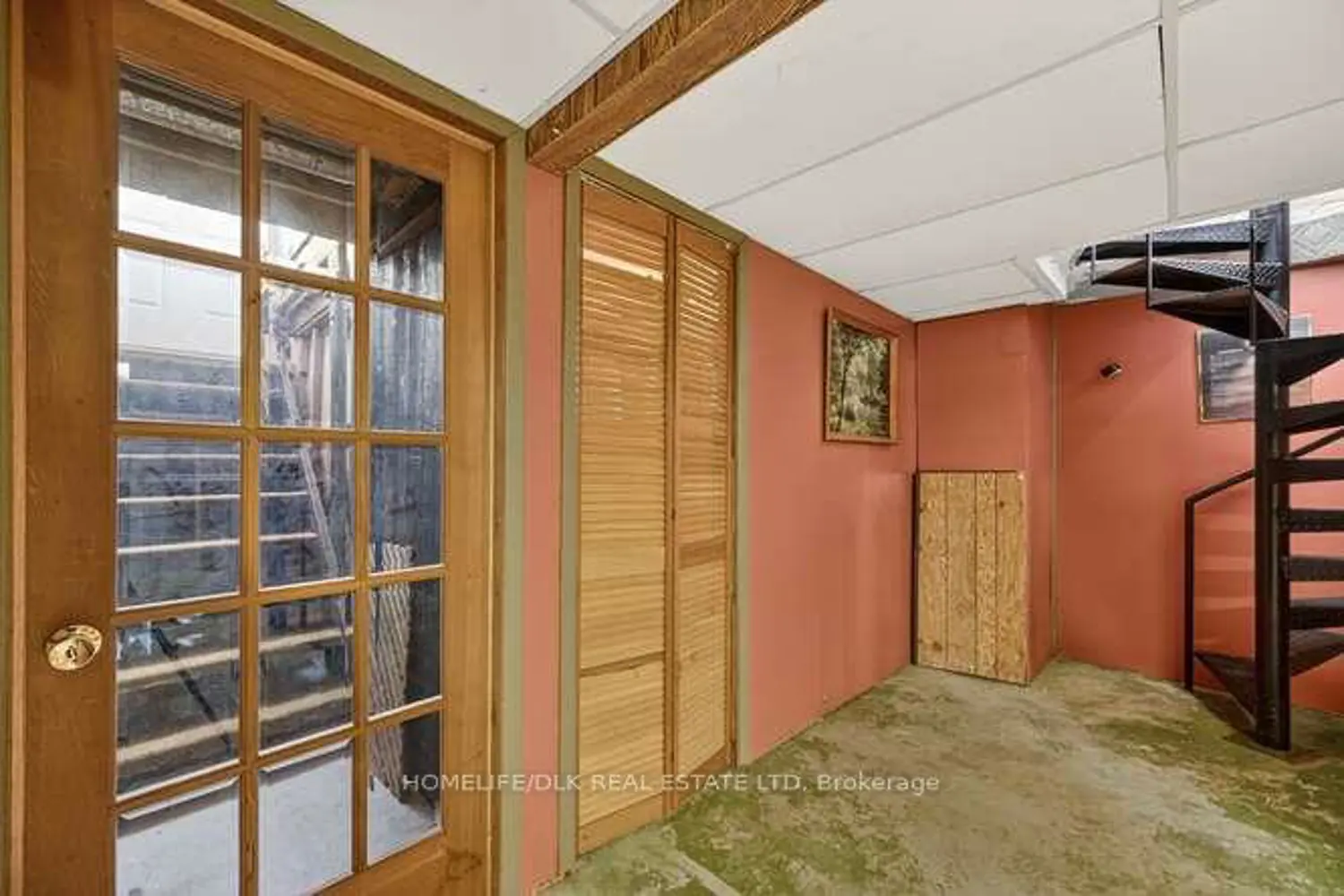 Additional image 12 of 73 Adelaide St S Street