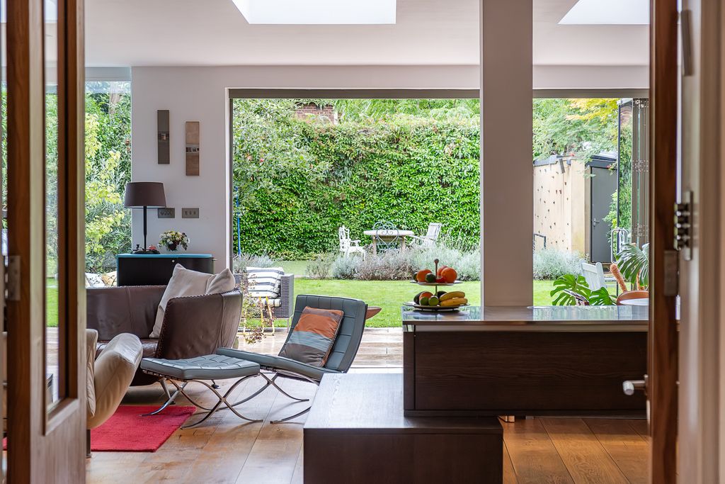 Additional image 6 of 6 bed detached house for saleLion Gate Gardens, Richmond TW9