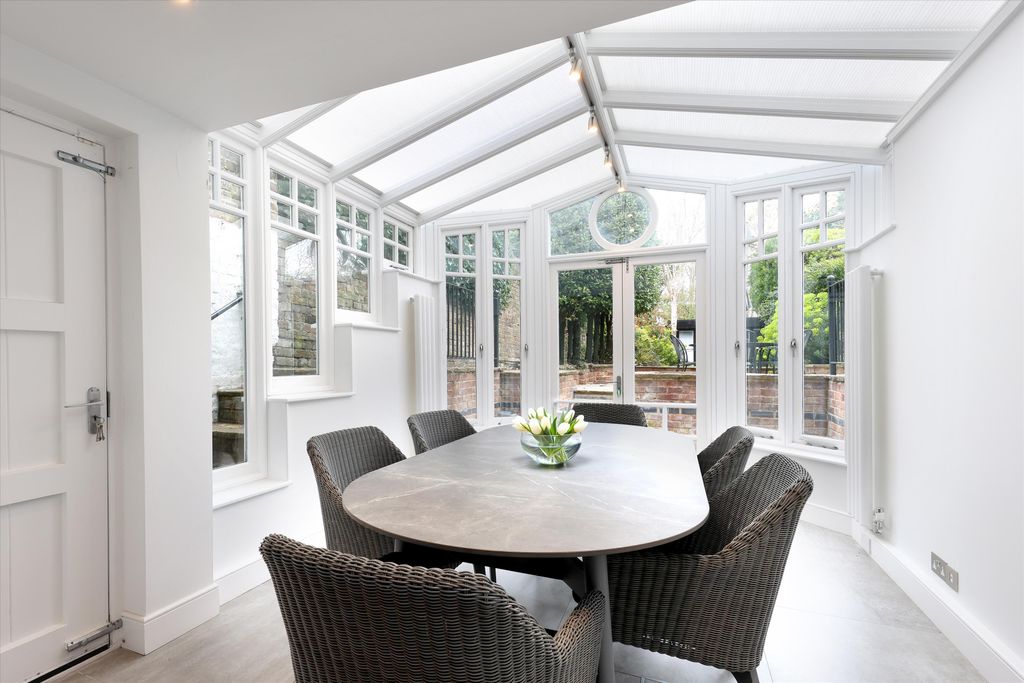 Additional image 8 of 5 bed town house for saleKings Road, Windsor, Berkshire SL4