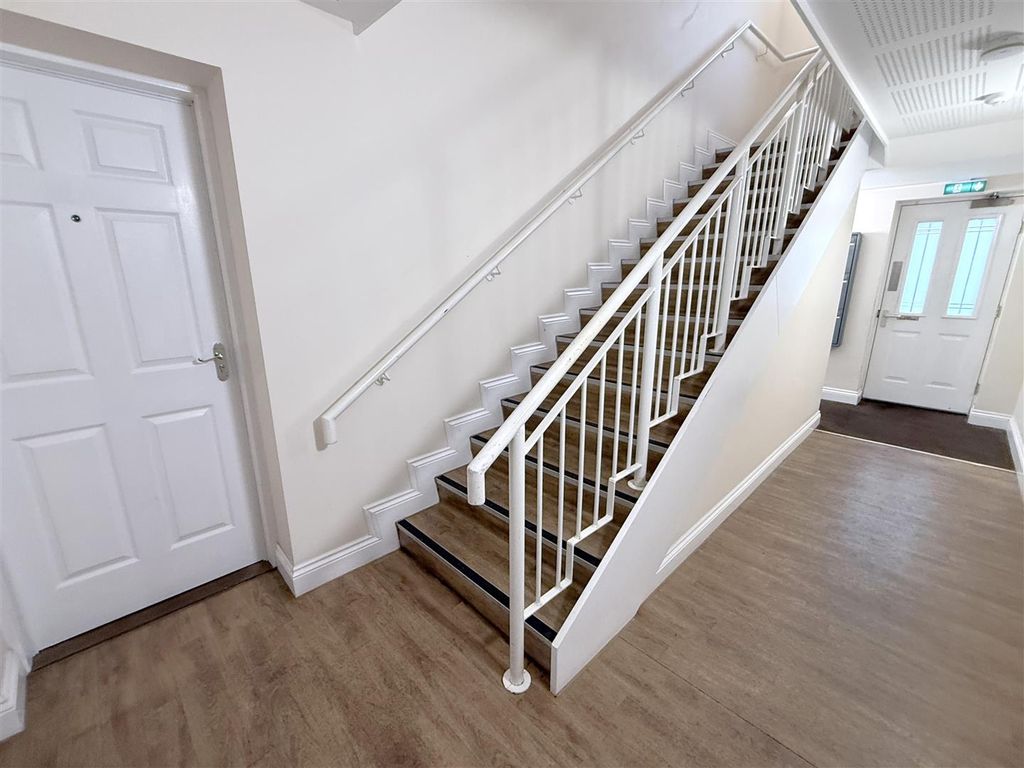 Additional image 12 of 2 bed flat for saleSwale Grove, Bingham NG13