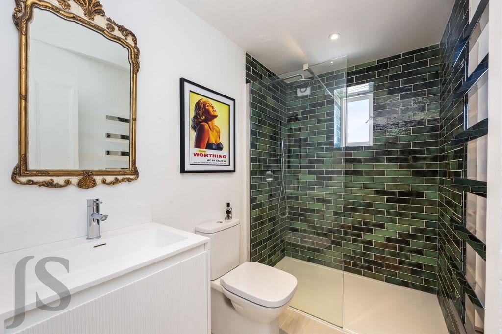 Additional image 15 of 5 bed town house for saleLiverpool Terrace, Worthing BN11