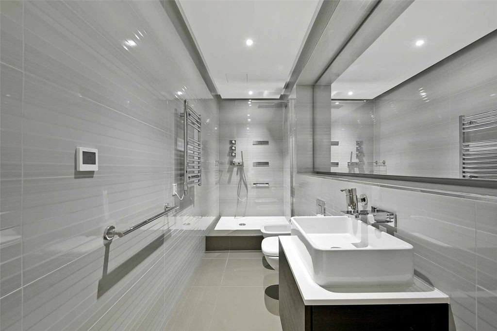 Additional image 18 of 3 bed flat for saleThe Residence, 26 Trinity Place, Windsor, Berkshire SL4