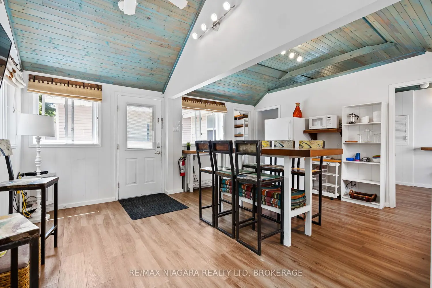 Additional image 9 of 12343 Lakeshore Road