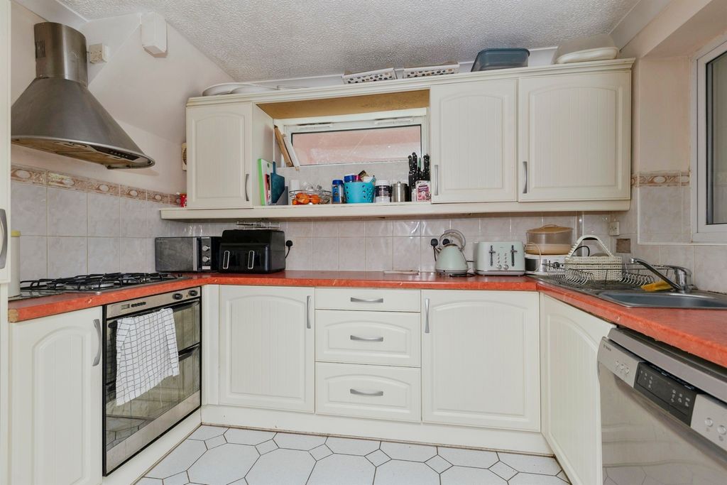 Additional image 9 of 3 bed detached house for salePintail Close, Whetstone, Leicester LE8