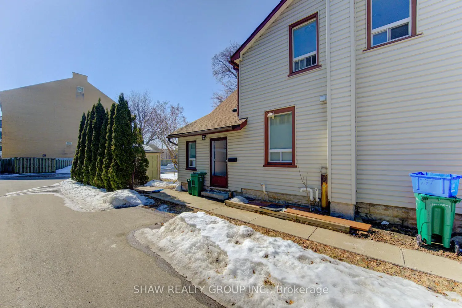 Additional image 5 of 11 Simcoe Street