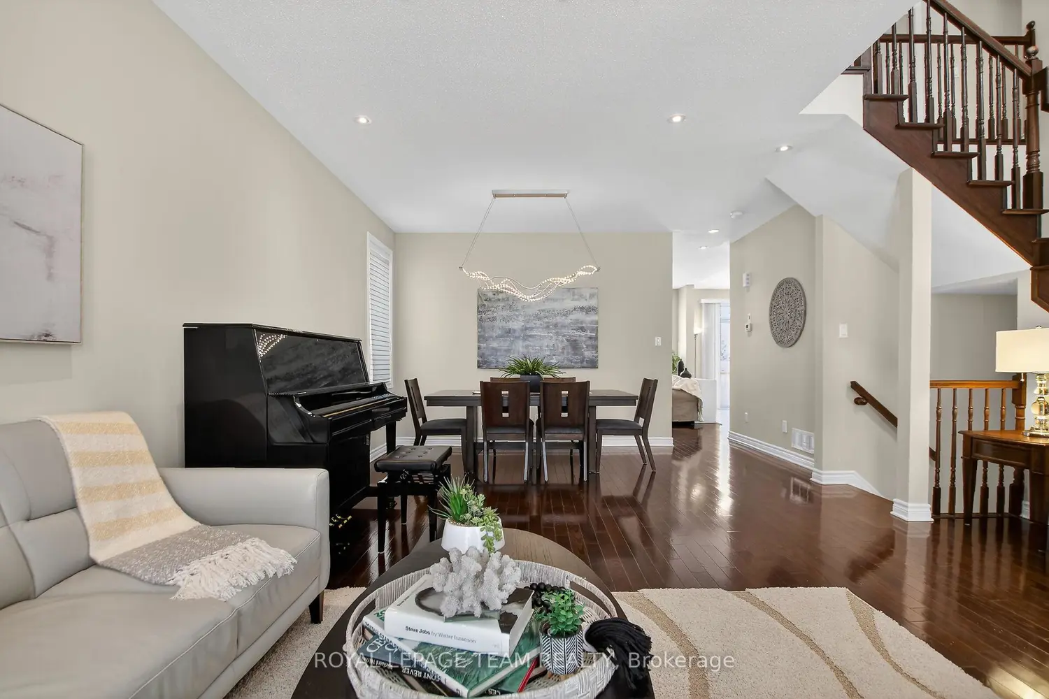 Additional image 5 of 379 Langrell Crescent
