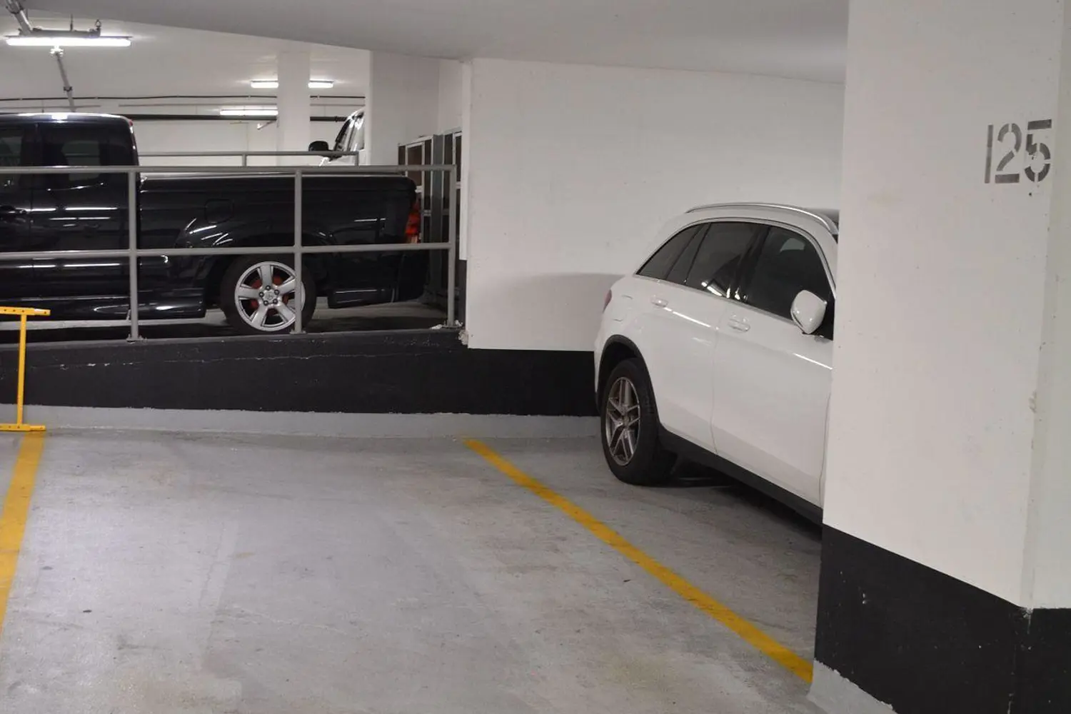 Additional image 18 of 1461 Lawrence Avenue 1305
