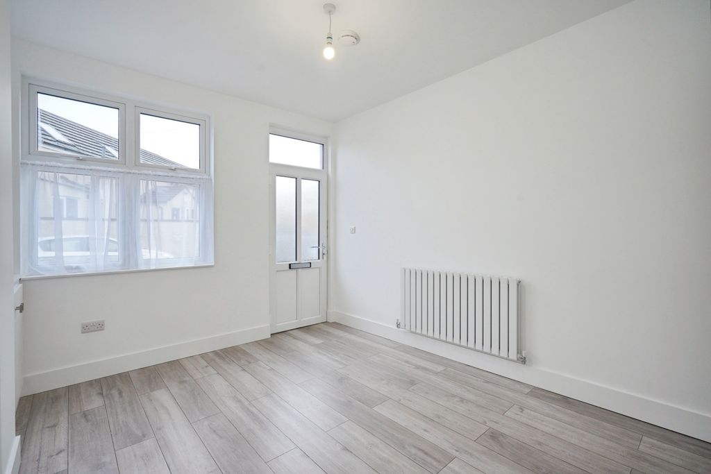 Additional image 13 of 2 bed semi-detached house for saleGutteridge Street, Coalville, Leicestershire LE67
