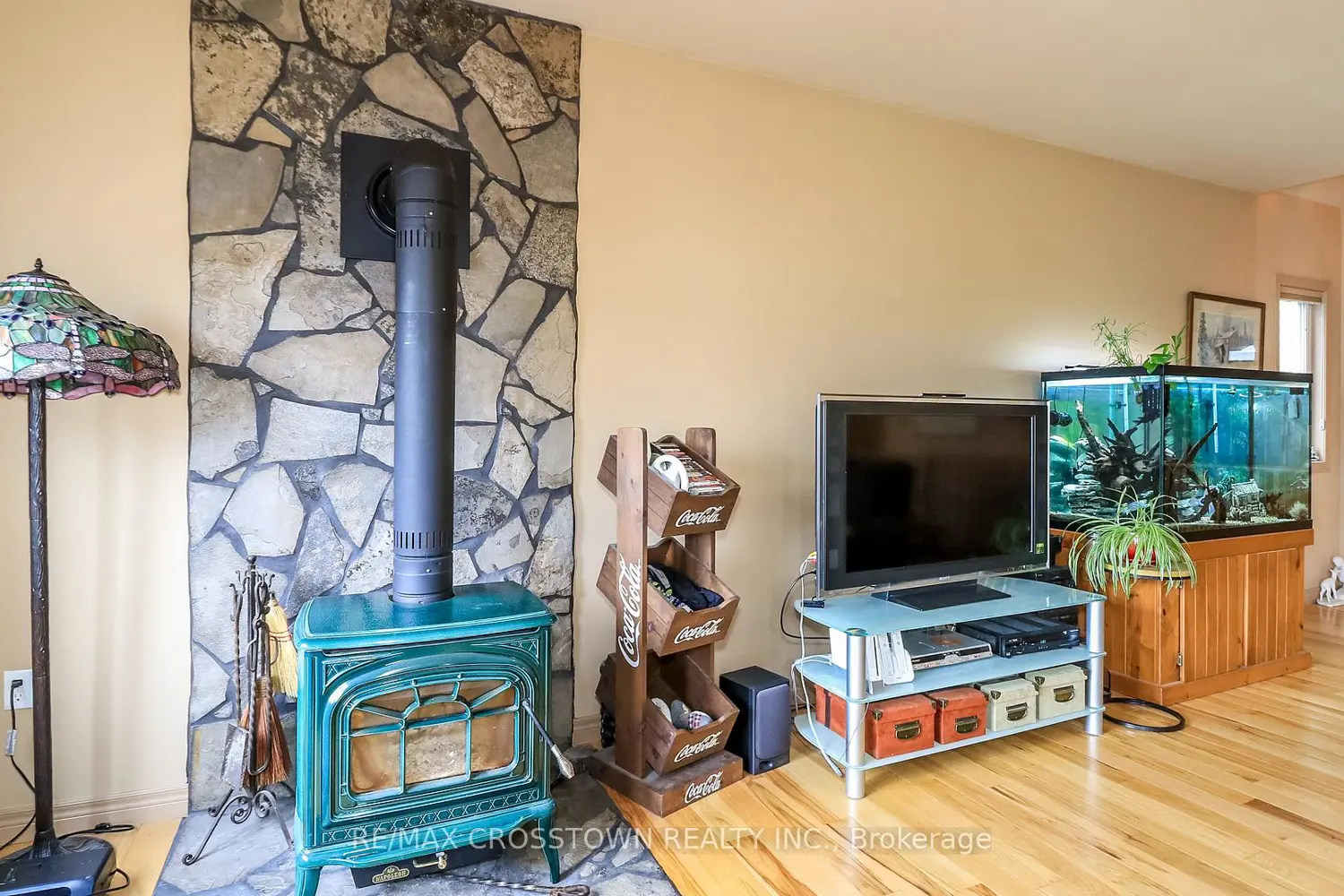 Additional image 7 of 2325 Crystal Beach Road
