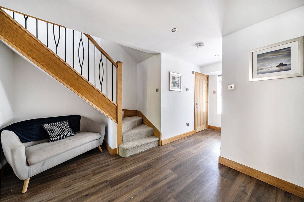 Additional image 23 of 5 bed link detached house for saleLower Canes, Yateley, Hampshire GU46
