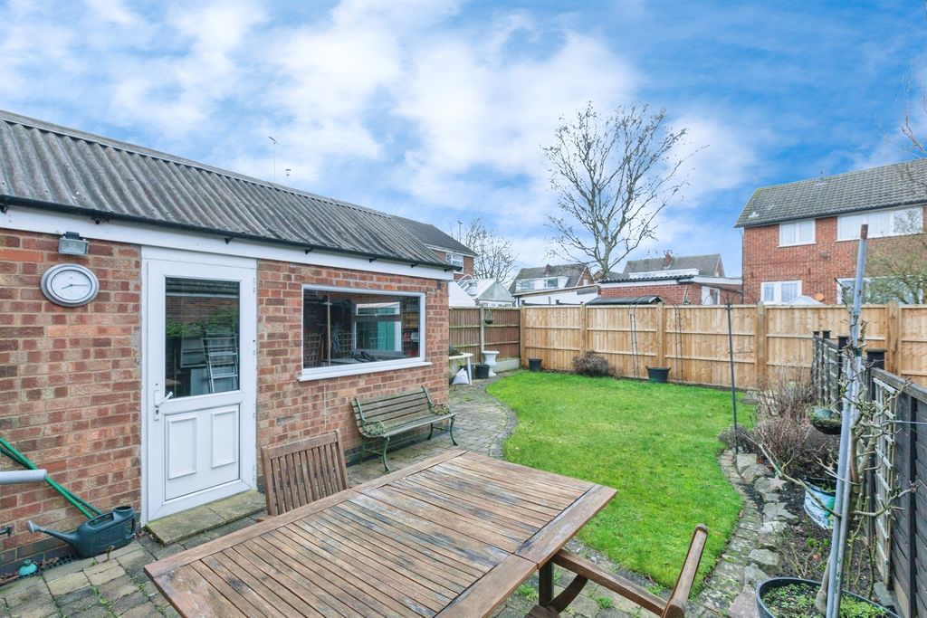 Additional image 18 of 3 bed semi-detached house for saleCawsand Road, Wigston LE18