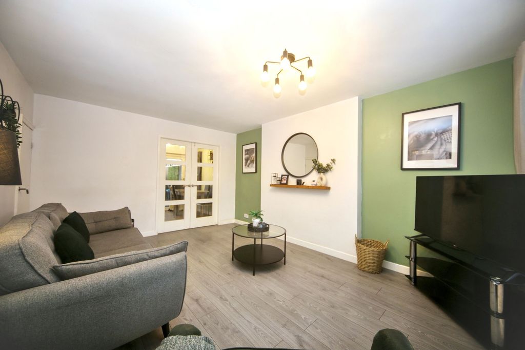 Additional image 7 of 3 bed semi-detached house for salePetworth Avenue, Wigan WN3