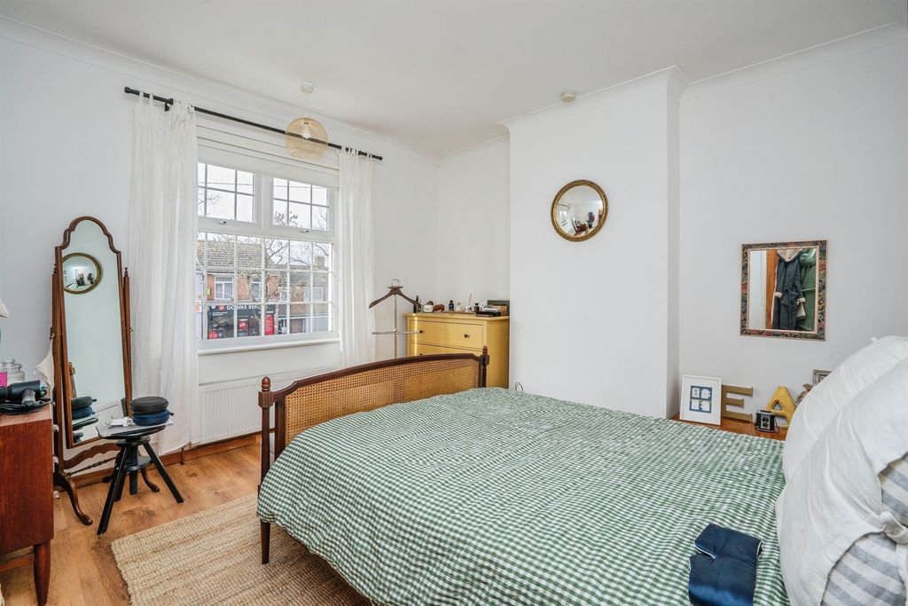 Additional image 10 of 3 bed semi-detached house for saleCopnor Road, Portsmouth PO3