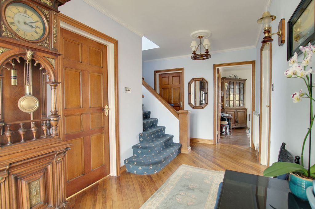 Additional image 13 of 4 bed detached house for saleMarine Drive, Worthing BN12