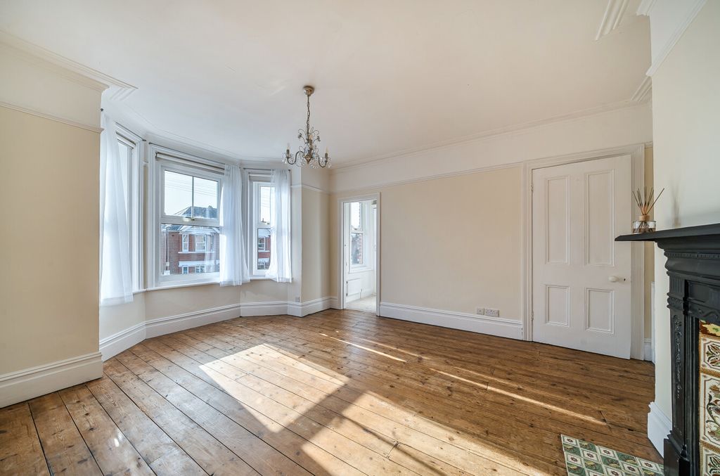 Additional image 6 of 4 bed detached house for saleWelbeck Avenue, Highfield, Southampton, Hampshire SO17