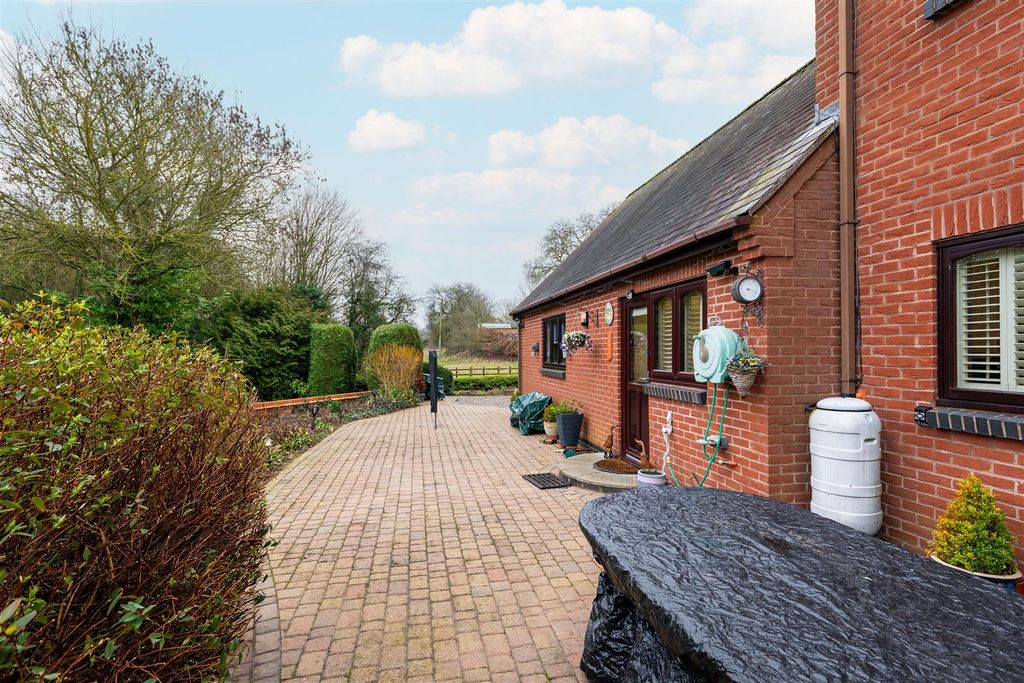 Additional image 36 of 5 bed detached house for saleMain Street, Shangton, Leicester LE8
