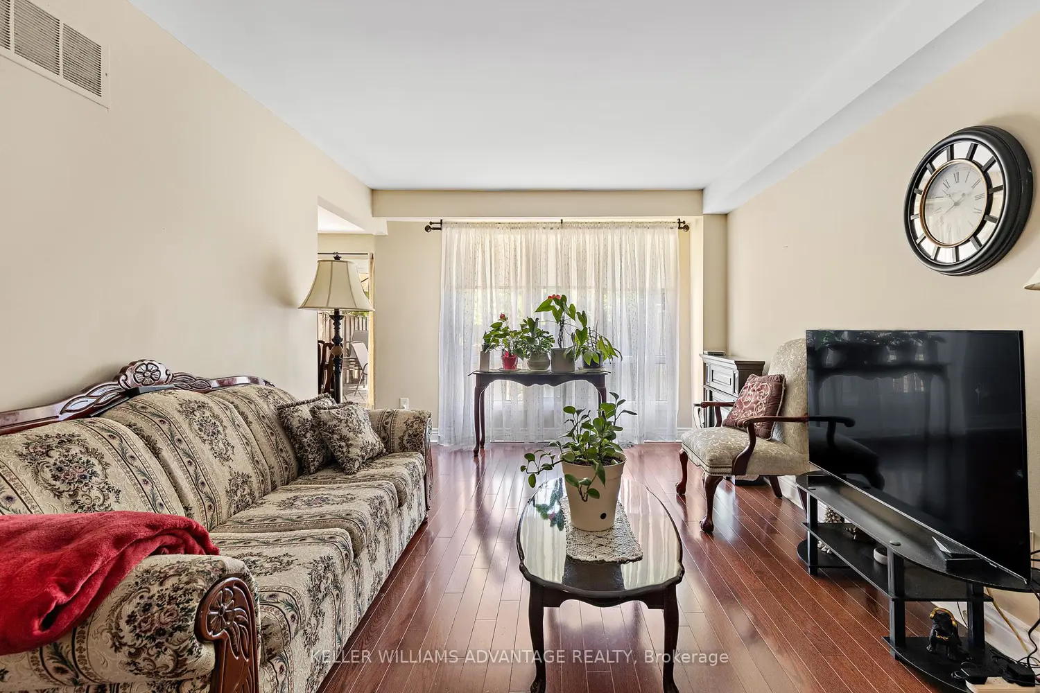 Additional image 8 of 1051 Sandhurst Circle 17
