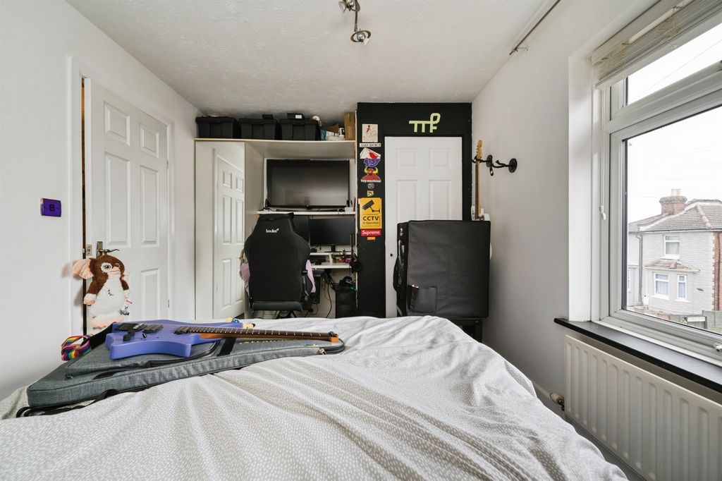 Additional image 17 of 3 bed terraced house for saleWeston Grove Road, Southampton SO19