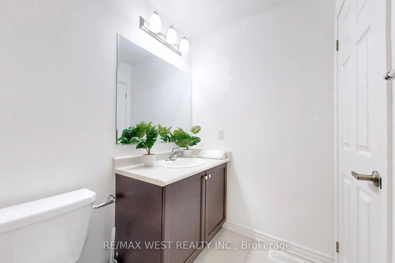 Additional image 10 of 902 Sumac Crescent