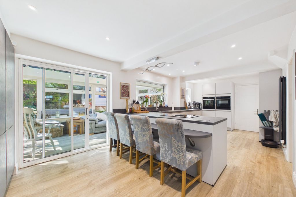 Additional image 5 of 4 bed detached house for saleChristie Walk, Yateley, Hampshire GU46