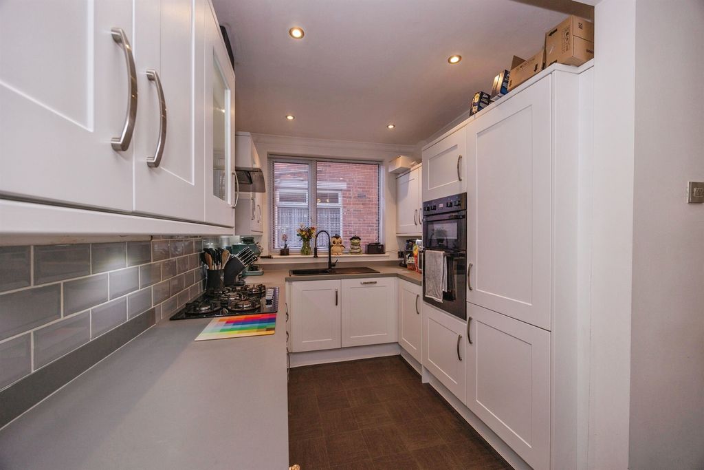 Additional image 8 of 3 bed semi-detached house for saleMadeira Road, Portsmouth PO2
