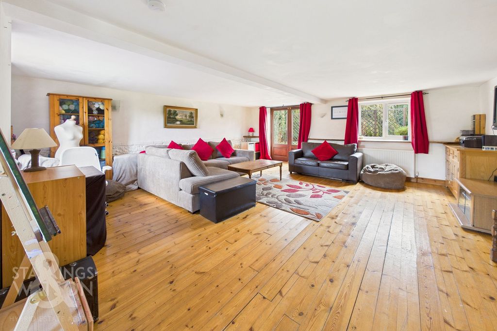 Additional image 8 of 5 bed detached house for saleRightup Lane, Wymondham NR18