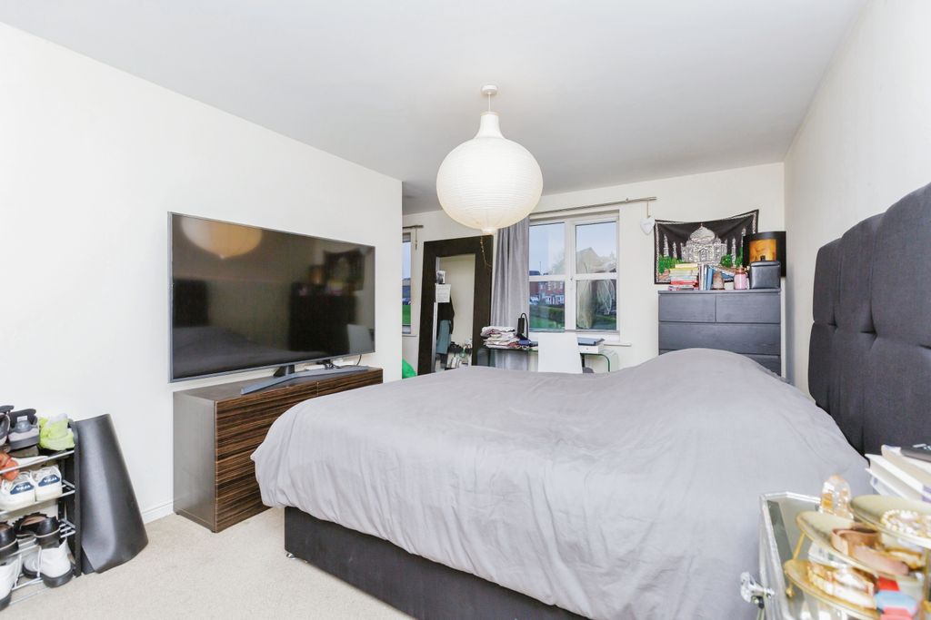 Additional image 13 of 2 bed flat for saleKepwick Road, Hamilton, Leicester, Leicestershire LE5