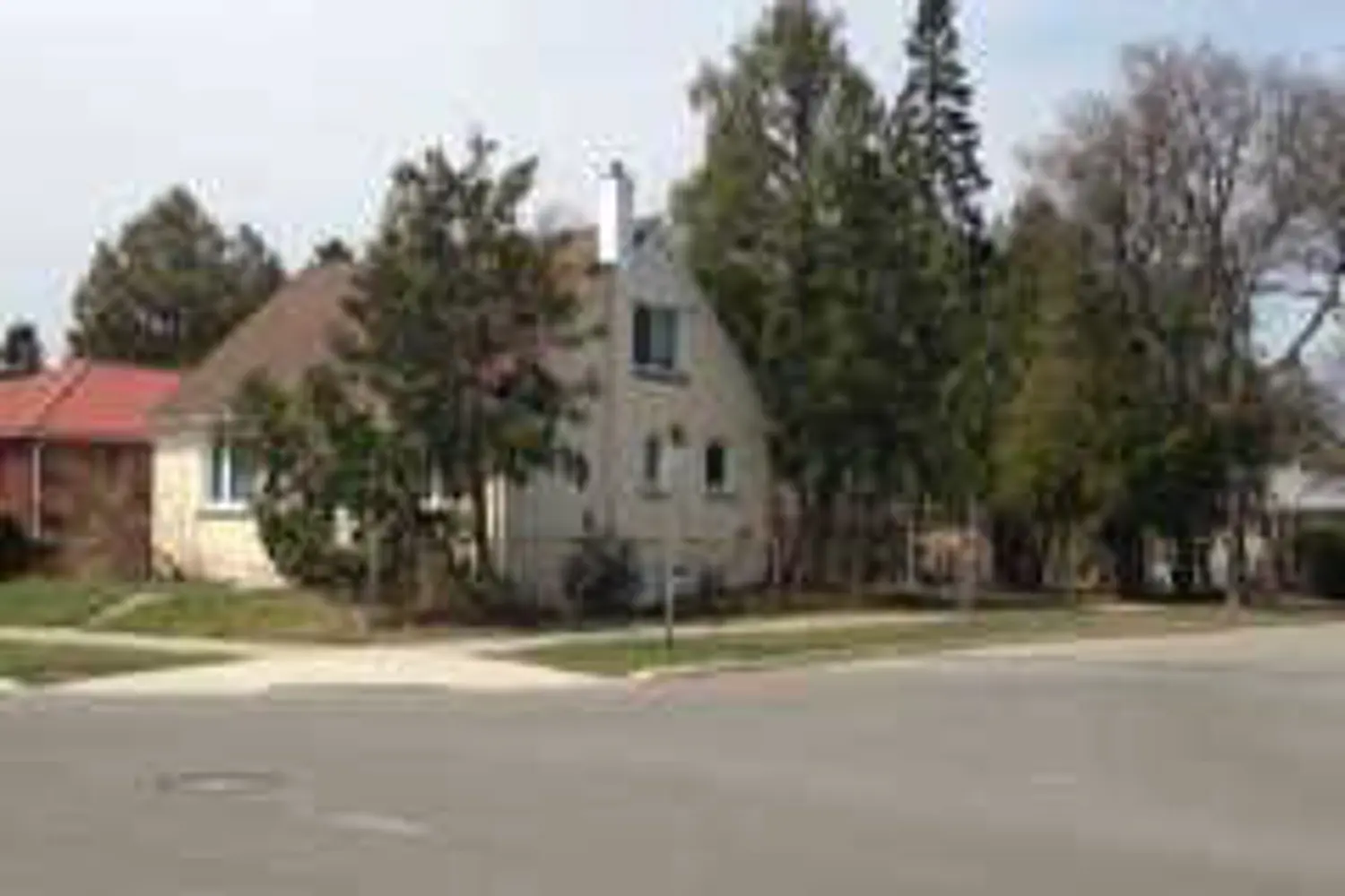 46 Connaught Avenue