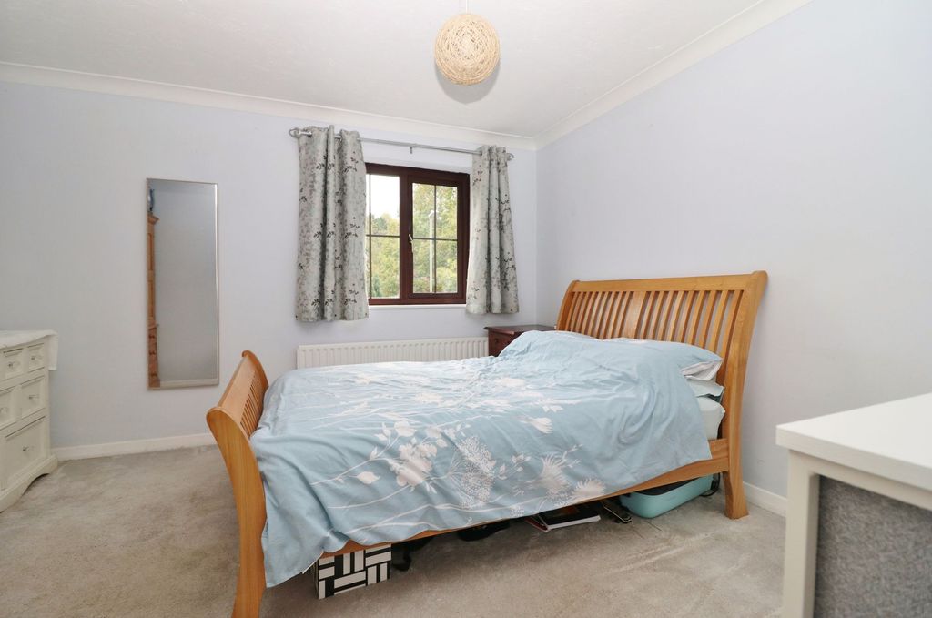 Additional image 8 of 2 bed terraced house for saleGoodlands Vale, Hedge End SO30