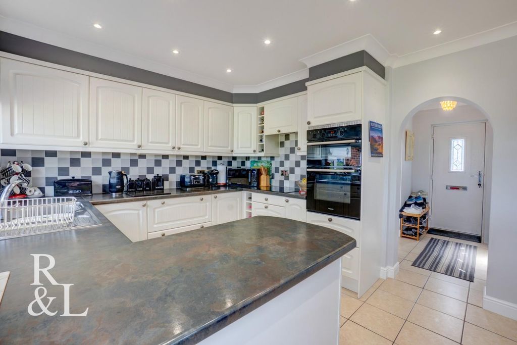 Additional image 3 of 3 bed bungalow for saleOakville, New Street, Oakthorpe DE12