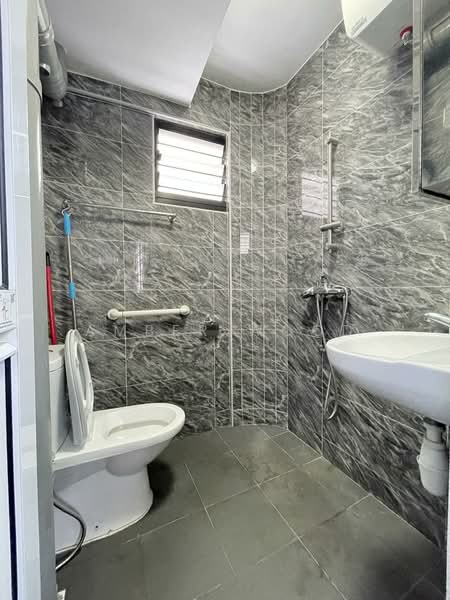 Additional image 4 of 109 Serangoon North Avenue 1