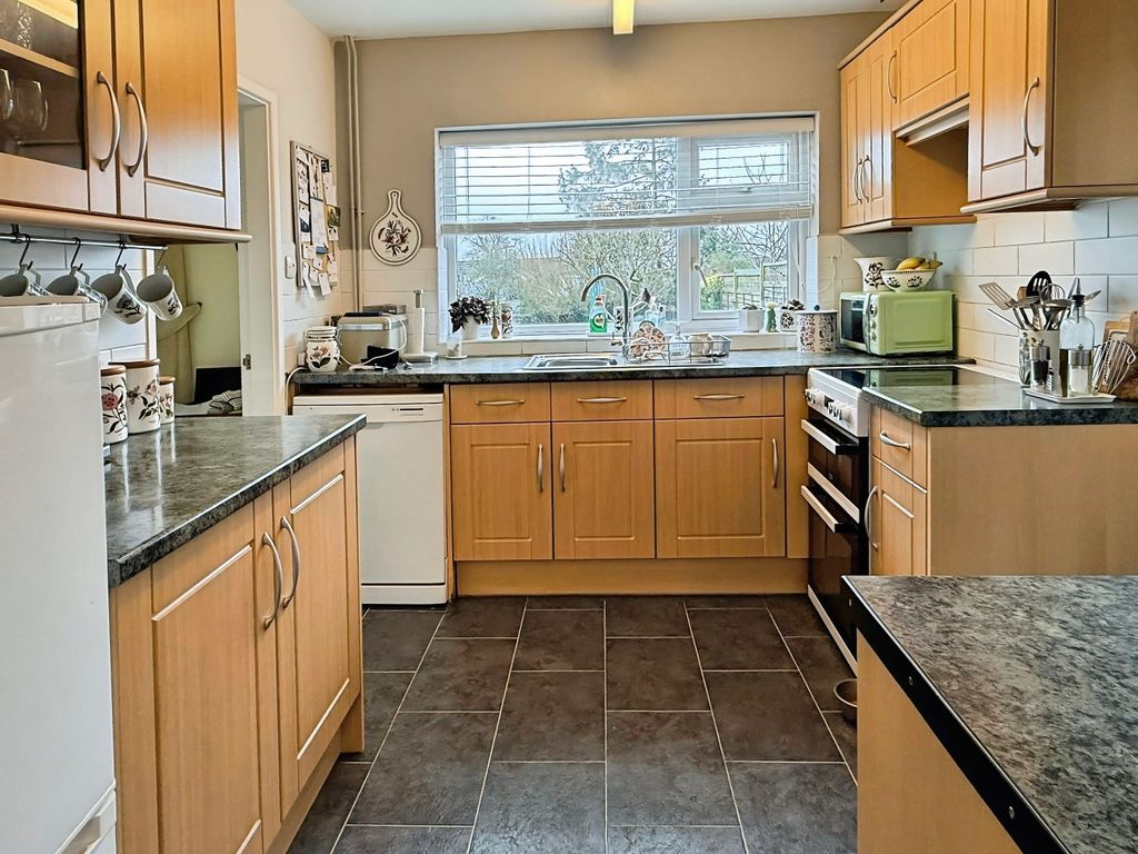 Additional image 5 of 3 bed detached house for saleColeman Road, Fleckney, Leicester LE8