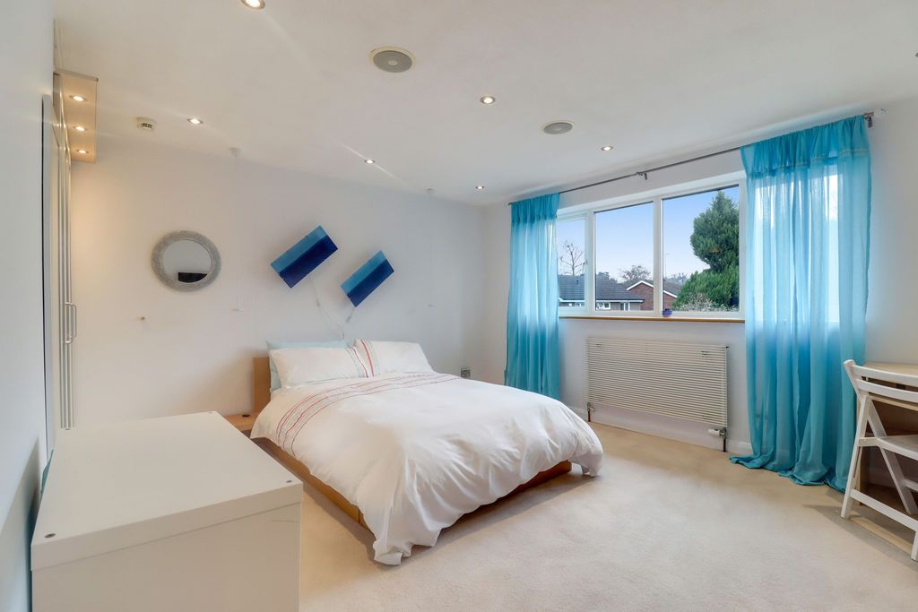 Additional image 17 of 4 bed link detached house for saleHeathpark Drive, Windlesham GU20