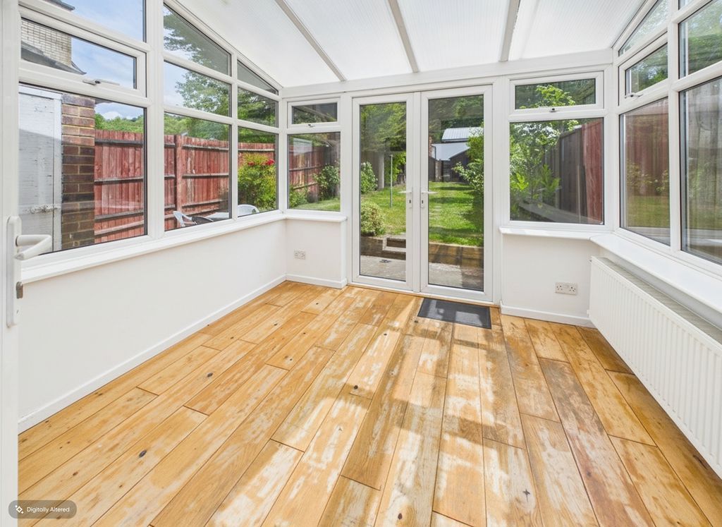 Additional image 8 of 2 bed semi-detached house for saleGodstone Road, Whyteleafe CR3