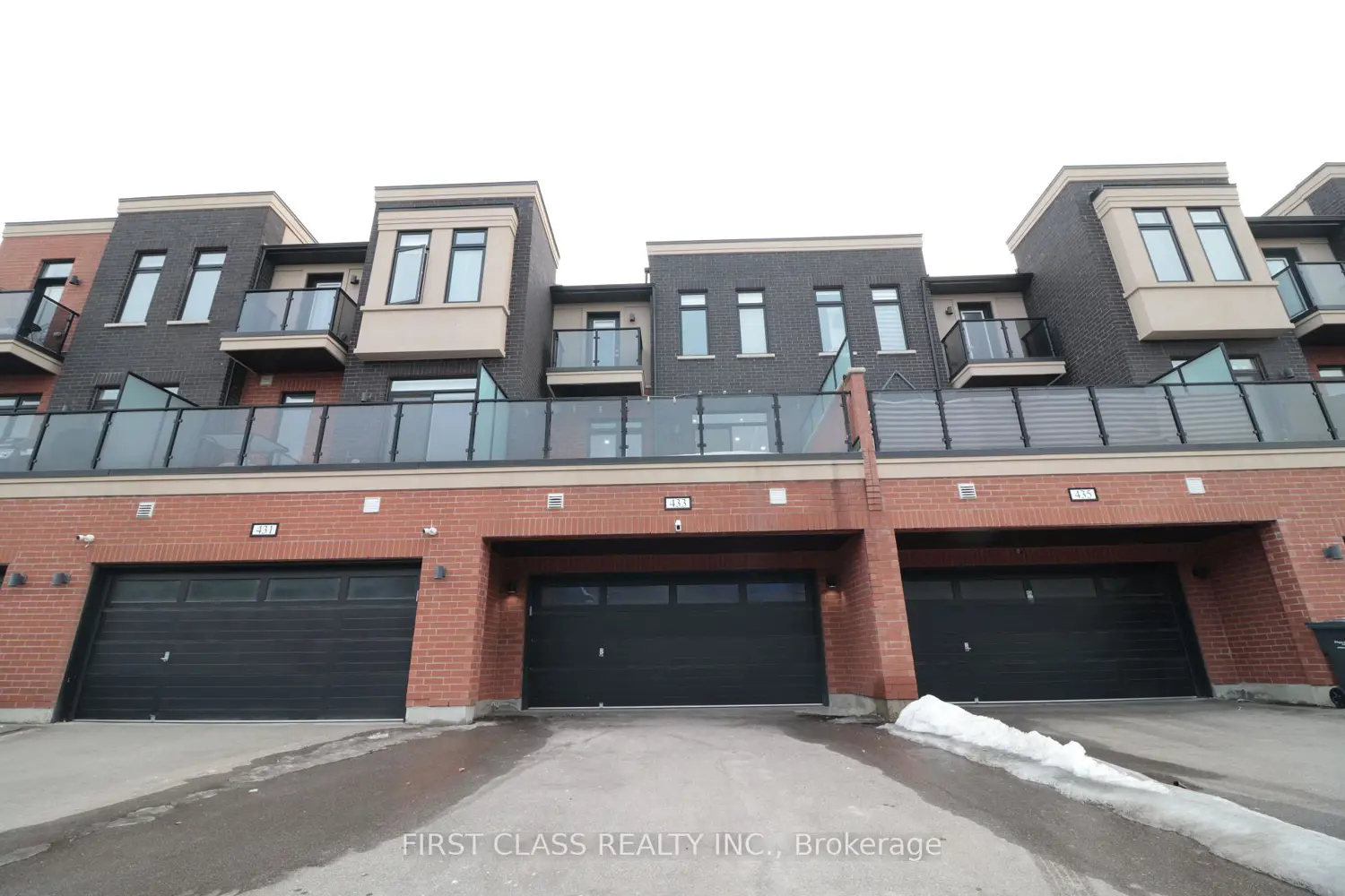 433 Veterans Drive