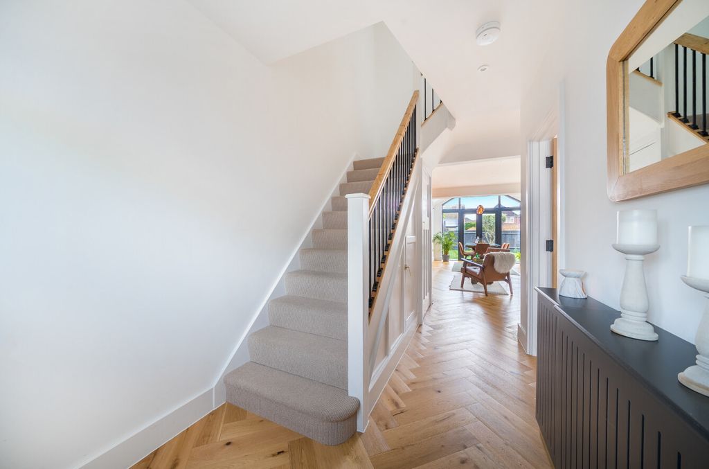 Additional image 9 of 4 bed semi-detached house for saleHarland Crescent, Upper Shirley, Southampton, Hampshire SO15