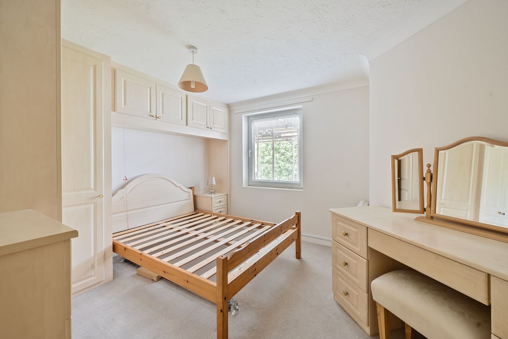 Additional image 3 of 1 bed flat for saleGrosvenor Road, Southampton SO17