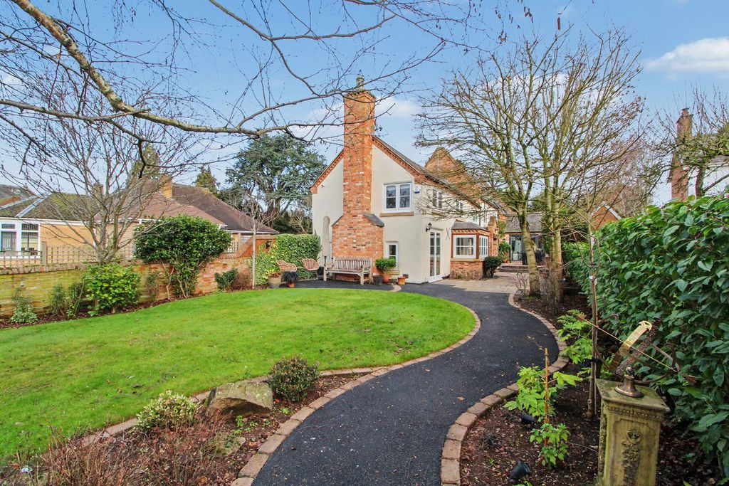 Additional image 30 of 5 bed detached house for saleNorthfield Road, Blaby, Leicester LE8
