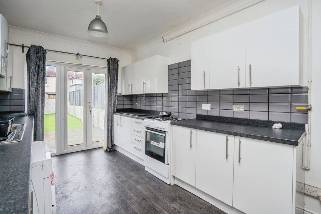 Additional image 6 of 3 bed terraced house for saleDover Road, Portsmouth, Hampshire PO3