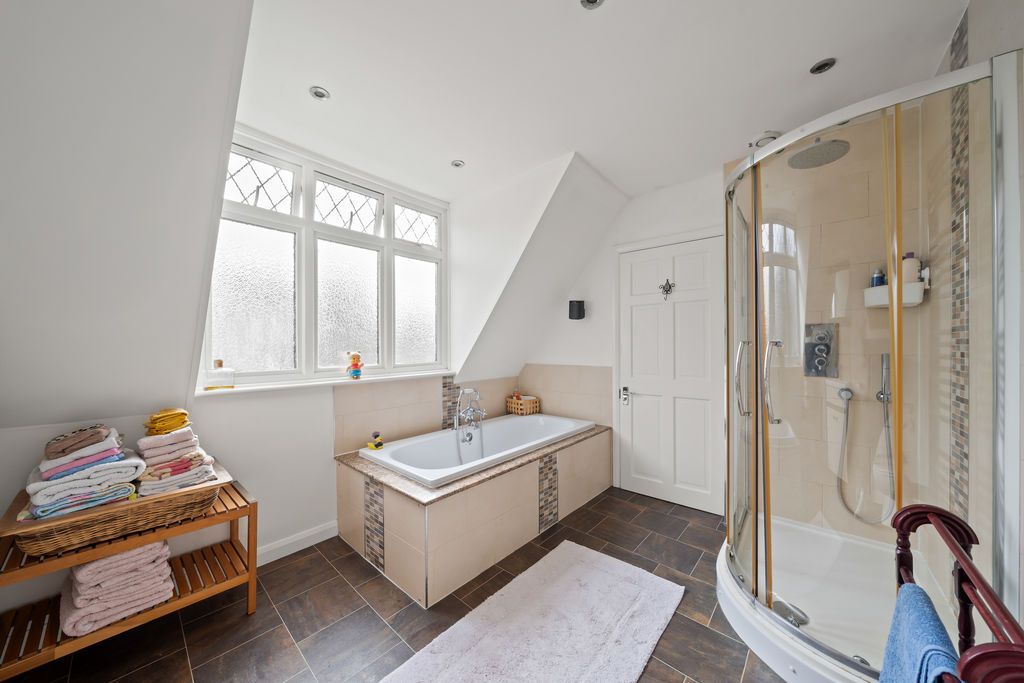 Additional image 17 of 3 bed detached house for saleChurch Road, Worcester Park KT4