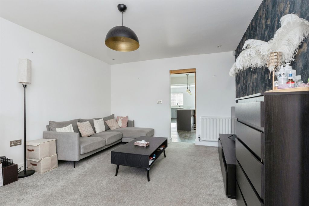 Additional image 2 of 4 bed detached house for saleUtah Close, Glenfield, Leicester LE3
