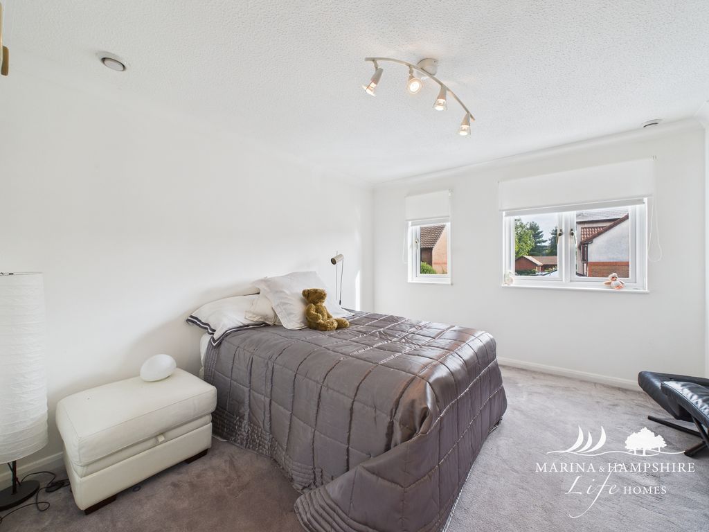 Additional image 9 of 3 bed town house for saleCadgwith Place, Port Solent, Portsmouth PO6