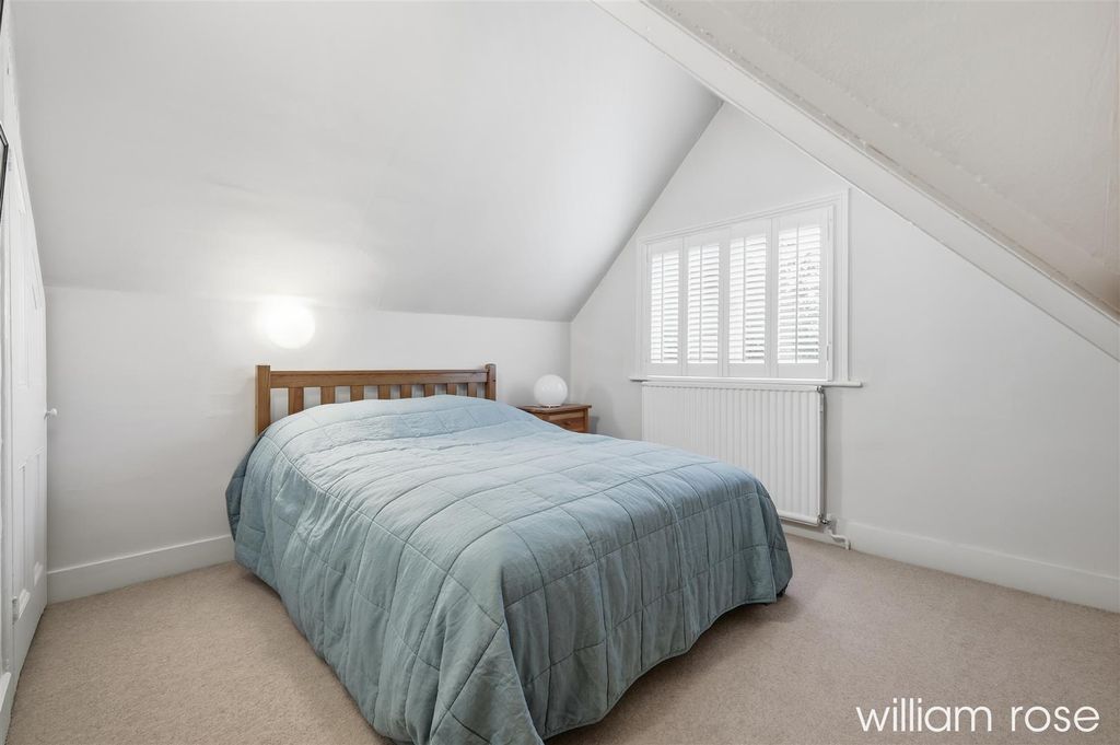 Additional image 27 of 7 bed semi-detached house for saleBroomhill Road, Woodford Green IG8