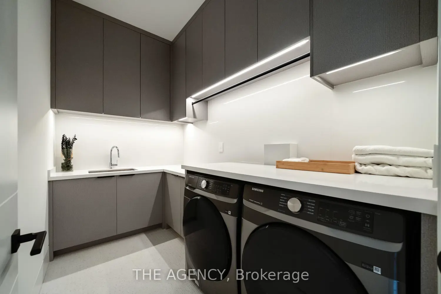 Additional image 18 of 126 Sherwood Avenue