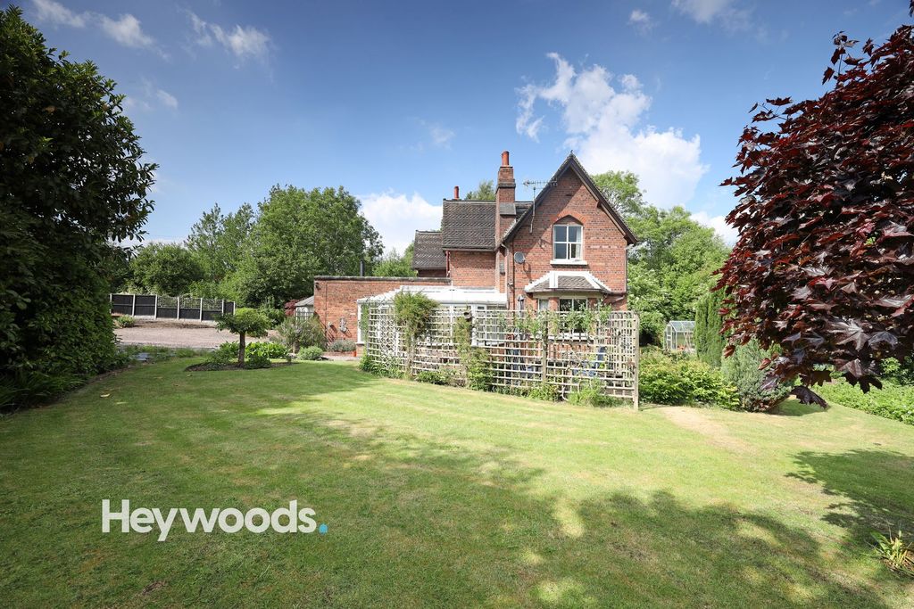 Additional image 42 of 4 bed detached house for saleStation House, High Street, Silverdale, Newcastle Under Lyme ST5