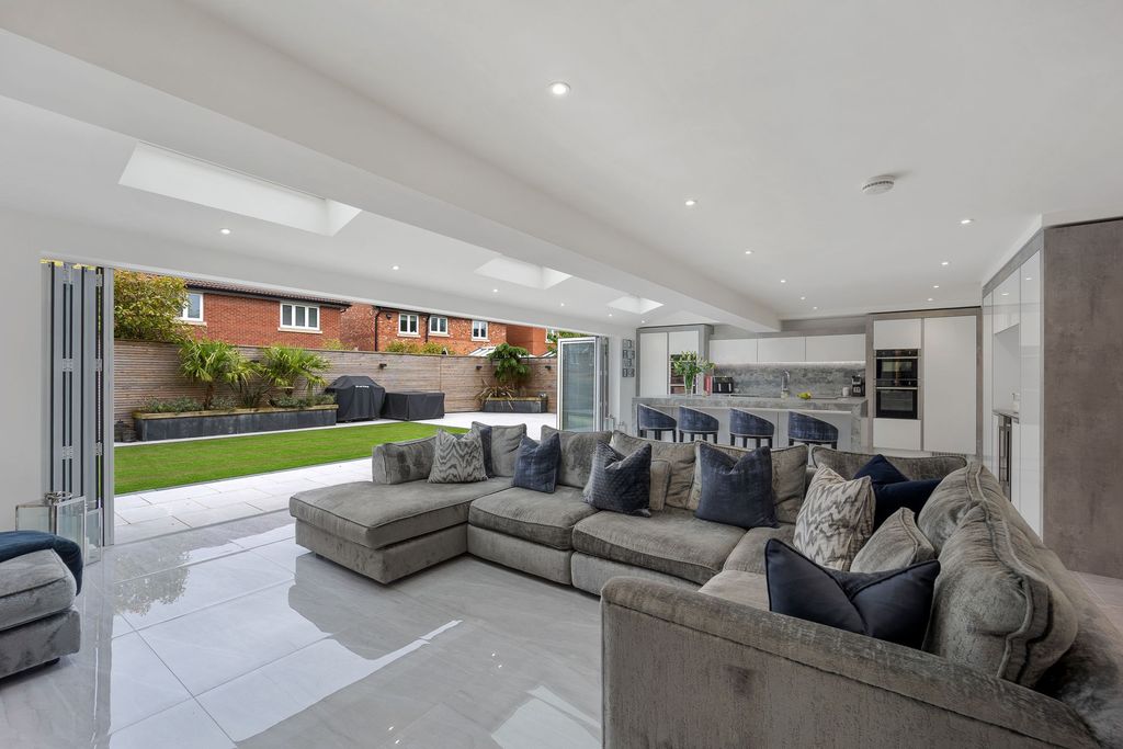 Additional image 44 of 5 bed detached house for saleBlack Horse Lane, Widnes WA8